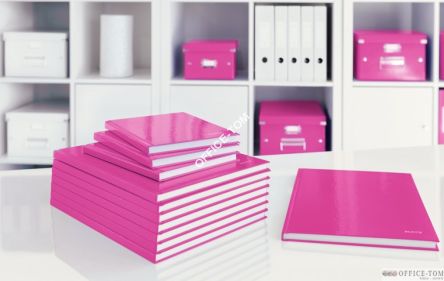 Brulion w kratkę A4 Leitz WOW, różowy